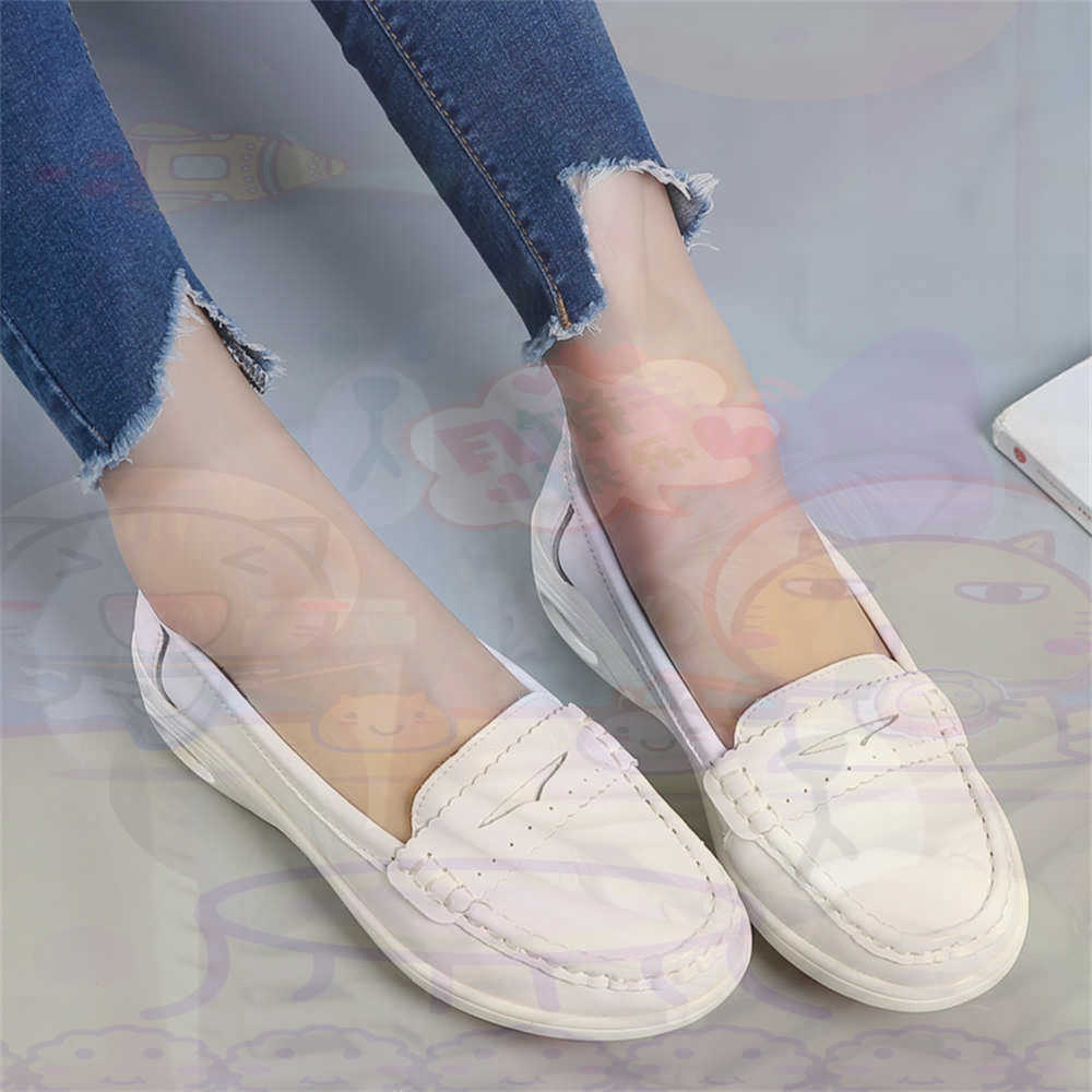 Tech Accessories Business - Sepatu Ukuran Besar Wanita Slip-On Lembut