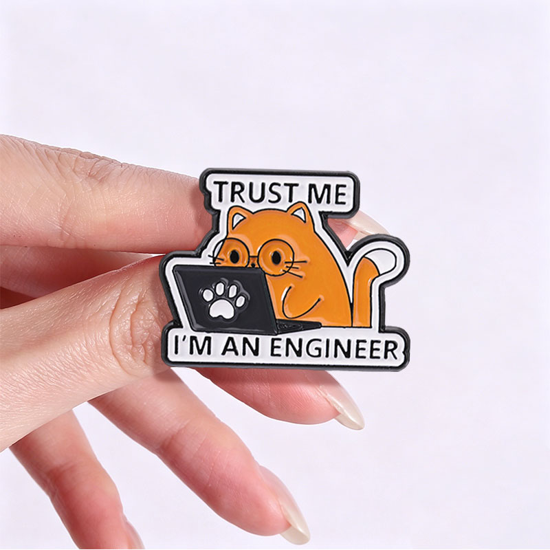 Pin Enamel Kutipan I Am An Eng - Trending Tech Accessories ulasan dan harga